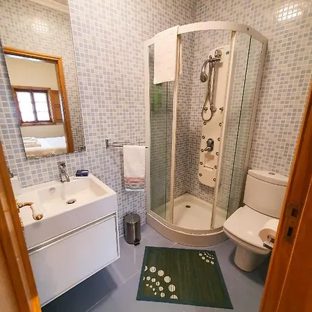 Casa Com Piscina Em By Iziboo Kings Байан