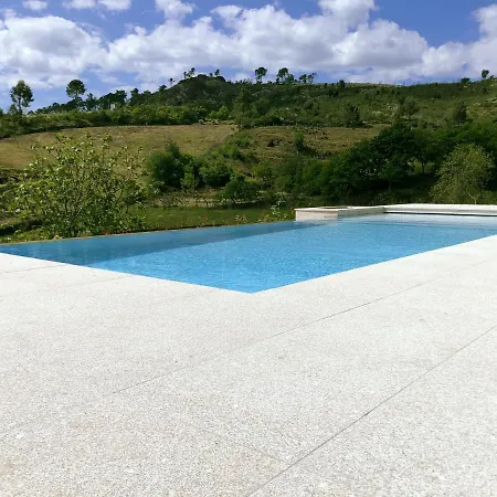 Дом отдыха Casa Com Piscina Em By Iziboo Kings Байан